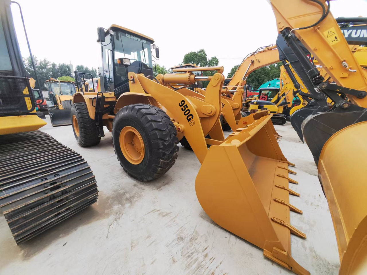 CATERPILLAR 950GC - Utovarivač točkaš: slika 4 CATERPILLAR 950GC - Utovarivač točkaš: slika 4