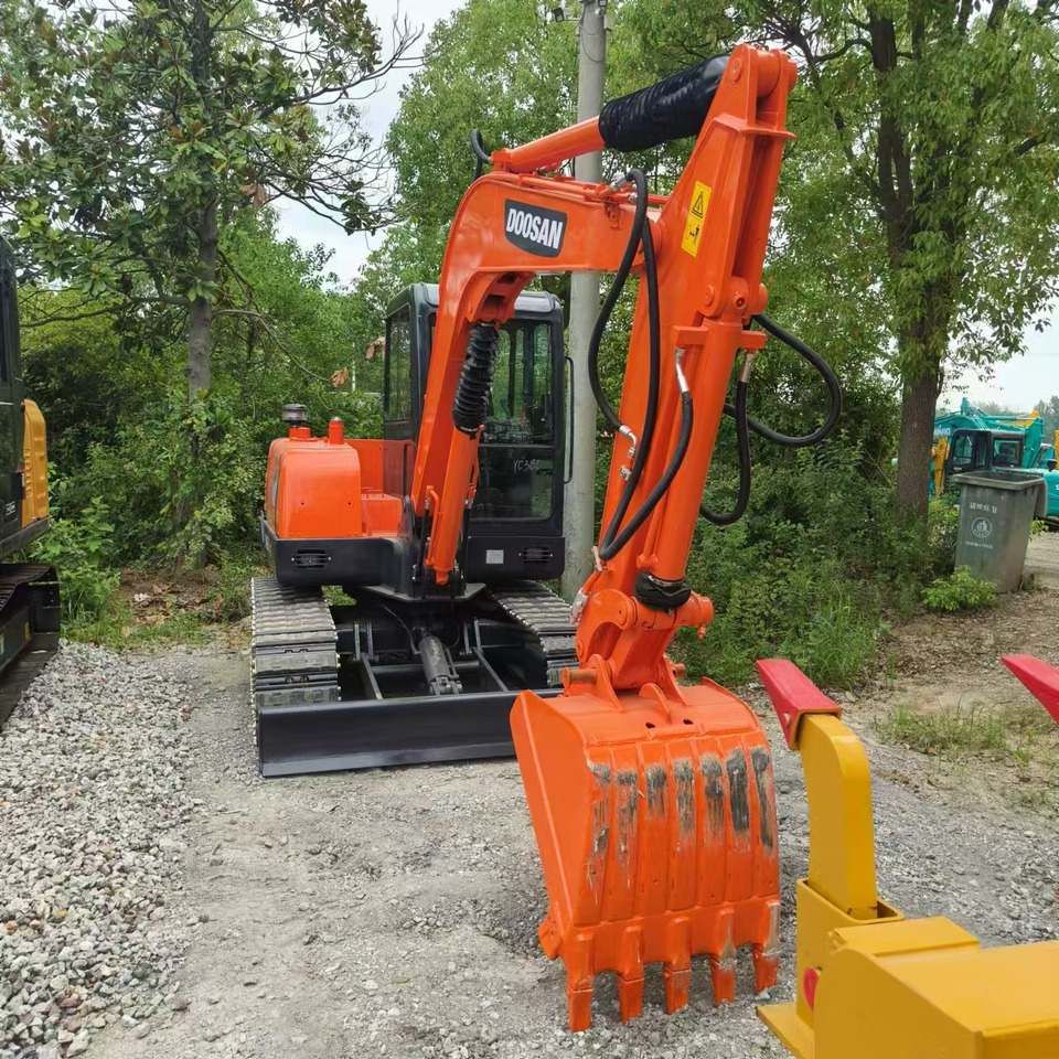 DOOSAN DH60 - Bager guseničar: slika 3 DOOSAN DH60 - Bager guseničar: slika 3