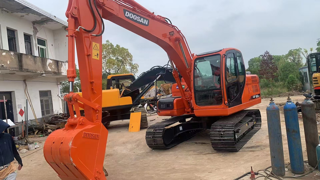 DOOSAN DX150 - Bager guseničar: slika 3 DOOSAN DX150 - Bager guseničar: slika 3