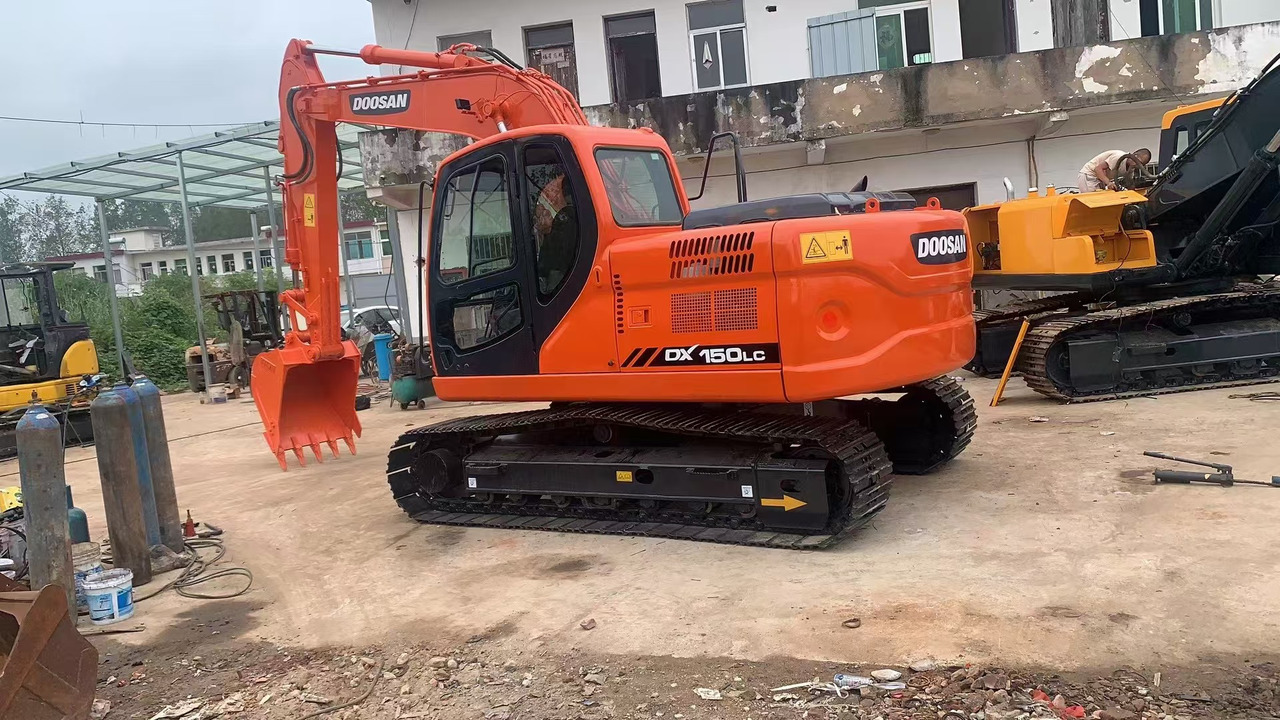 DOOSAN DX150 - Bager guseničar: slika 1 DOOSAN DX150 - Bager guseničar: slika 1