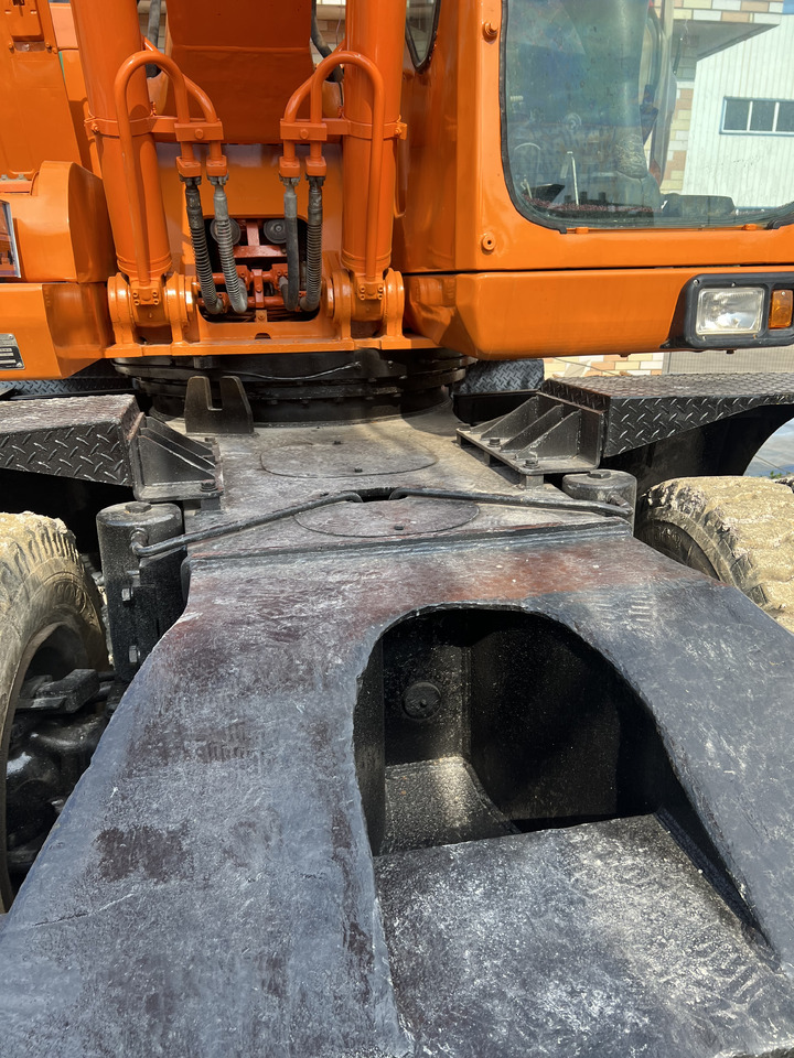 DOOSAN DX210 - Bager točkaš: slika 5 DOOSAN DX210 - Bager točkaš: slika 5