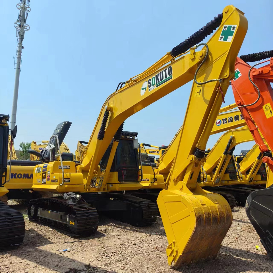 KOMATSU PC200-8MO - Bager guseničar: slika 1 KOMATSU PC200-8MO - Bager guseničar: slika 1