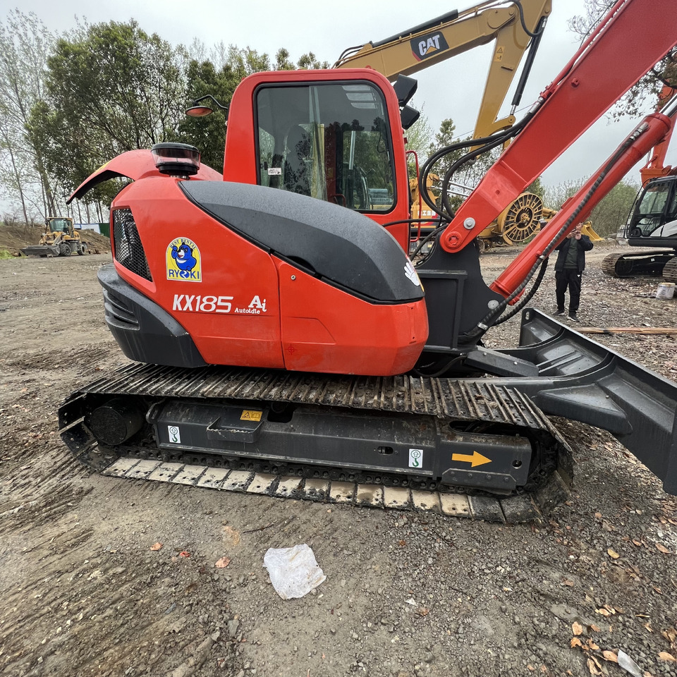 Bager guseničar KUBOTA KX185: slika 8