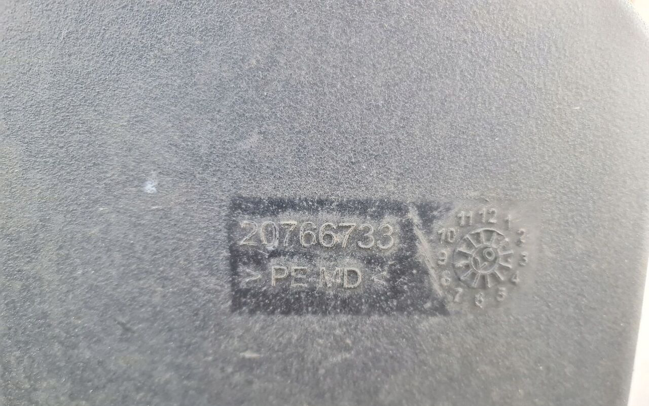 207667733 Volvo FL FE - Rezervoar za AdBlue tečnost za Kamion: slika 3 207667733 Volvo FL FE - Rezervoar za AdBlue tečnost za Kamion: slika 3