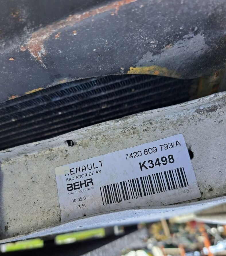 Behr KOMPLET CHŁODNIC RENAULT MIDLUM DXI 5 - Radijator za Kamion: slika 3 Behr KOMPLET CHŁODNIC RENAULT MIDLUM DXI 5 - Radijator za Kamion: slika 3