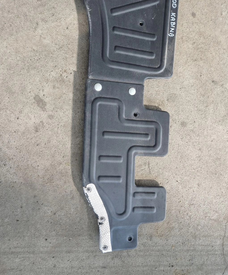 EKOLOGIA WYCISZENIE WYGŁUSZENIE OSŁONA SILNIKA LEWA FORD F-MAX CARGO EURO 6 - Motor i delovi: slika 4 EKOLOGIA WYCISZENIE WYGŁUSZENIE OSŁONA SILNIKA LEWA FORD F-MAX CARGO EURO 6 - Motor i delovi: slika 4
