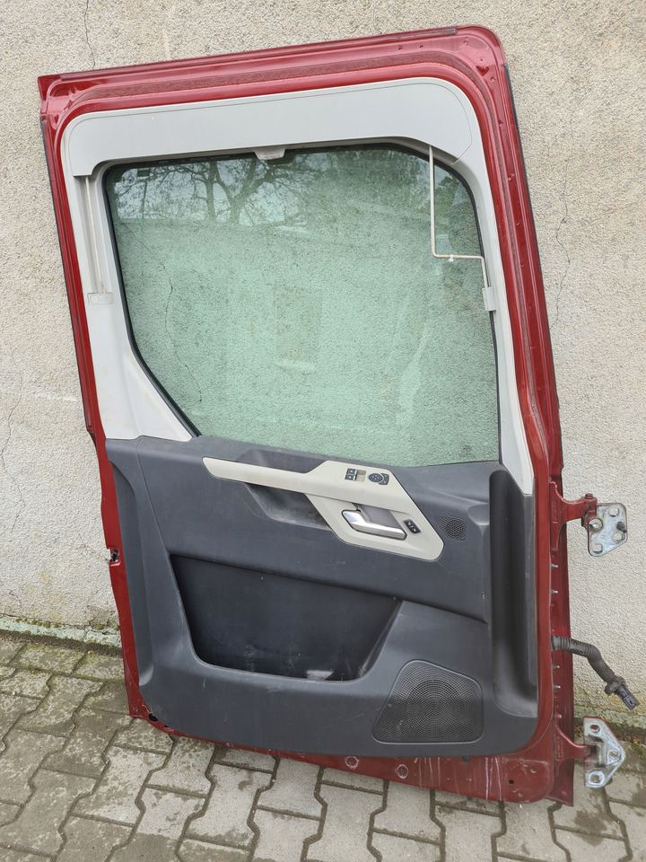 FORD DRZWI KOMPLETNE LEWE FORD F-MAX 500 TRUCKS EURO 6 - Vrata i delovi za Kamion: slika 4 FORD DRZWI KOMPLETNE LEWE FORD F-MAX 500 TRUCKS EURO 6 - Vrata i delovi za Kamion: slika 4