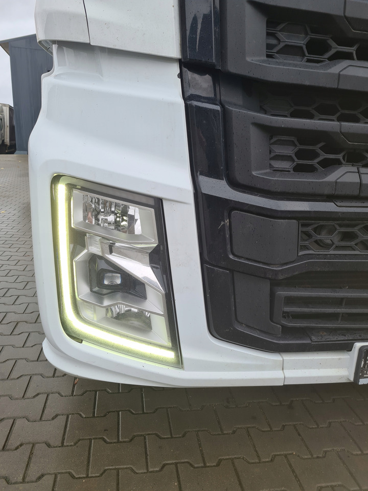 FORD F-MAX PRZÓD KOMPLETNY LAMPA XENON LED GRILL BELKA - Branik za Kamion: slika 3 FORD F-MAX PRZÓD KOMPLETNY LAMPA XENON LED GRILL BELKA - Branik za Kamion: slika 3