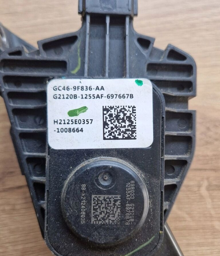 Ford F-MAX CARGO GC46-9F836-AA Ford F-MAX CARGO - Pedala za Kamion: slika 3 Ford F-MAX CARGO GC46-9F836-AA Ford F-MAX CARGO - Pedala za Kamion: slika 3