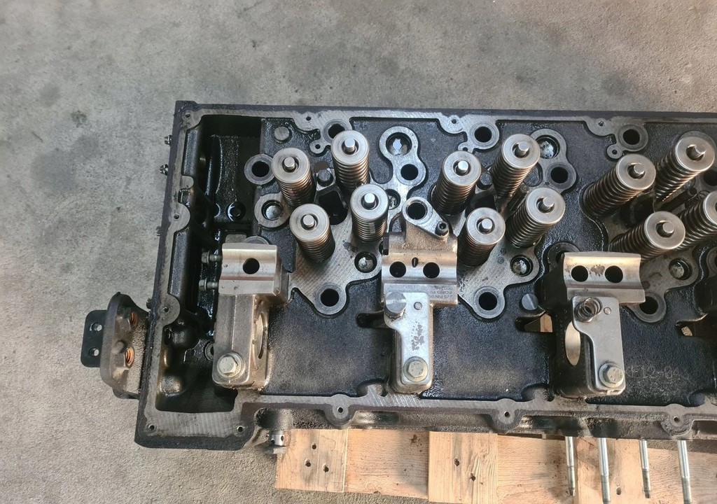 GŁOWICA SILNIKA FORD F-MAX 500 TRUCKS EURO 6 RFGC 46 6090 AE - Zaglavlje motora: slika 2 GŁOWICA SILNIKA FORD F-MAX 500 TRUCKS EURO 6 RFGC 46 6090 AE - Zaglavlje motora: slika 2