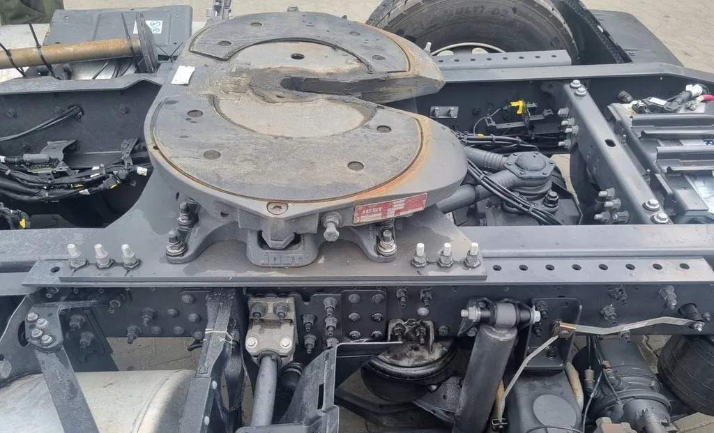 JOST 150 MM VOLVO FH 4 FM 4 FH 5 FM 5 RENAULT GAMA T C K VOLVO FH 4 FM 4 FH 5 FM 5 RENAULT GAMA T C K - Spojnica na petom točku: slika 1 JOST 150 MM VOLVO FH 4 FM 4 FH 5 FM 5 RENAULT GAMA T C K VOLVO FH 4 FM 4 FH 5 FM 5 RENAULT GAMA T C K - Spojnica na petom točku: slika 1