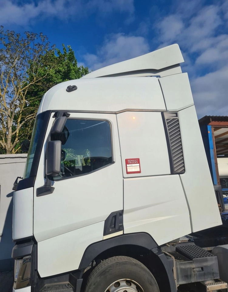 KOMPLETNA RENAULT GAMA T RANGE EURO 6 - Kabina: slika 2 KOMPLETNA RENAULT GAMA T RANGE EURO 6 - Kabina: slika 2