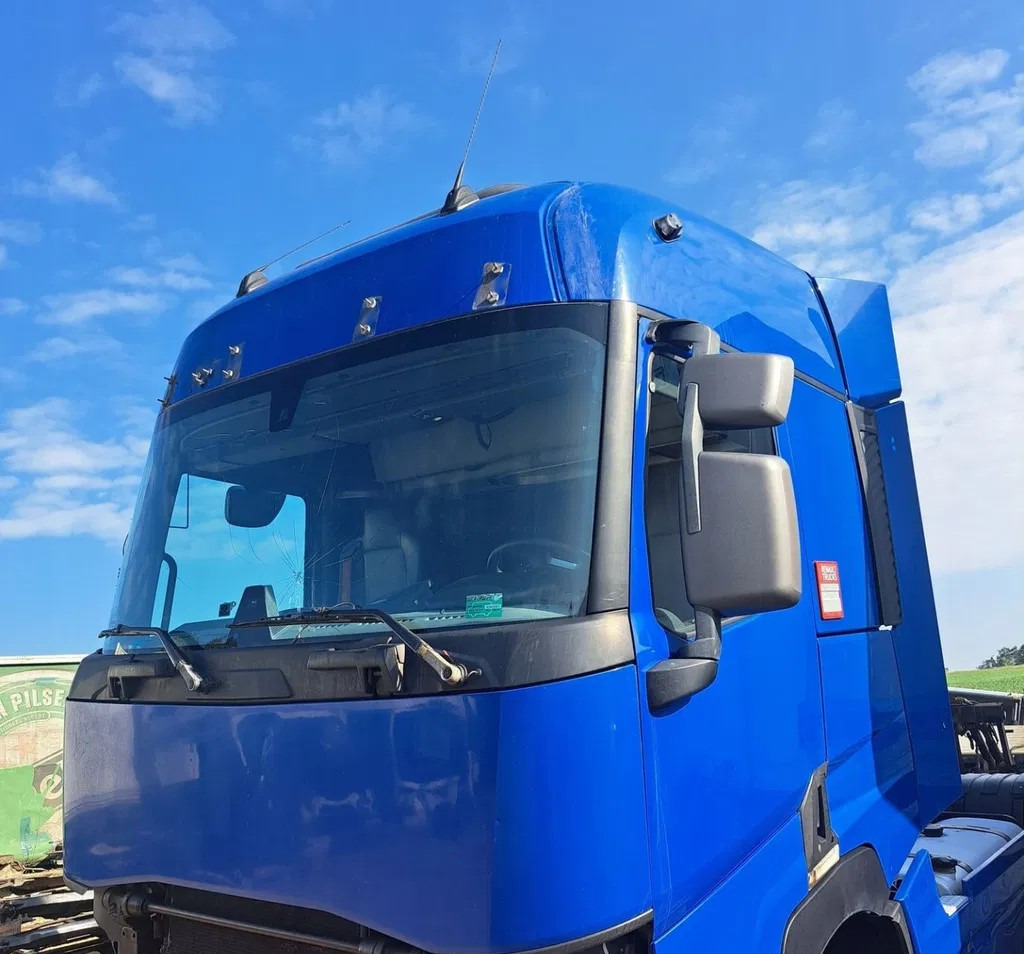 KOMPLETNA RENAULT GAMA T RANGE EURO 6 RENAULT GAMA T RANGE - Kabina: slika 1 KOMPLETNA RENAULT GAMA T RANGE EURO 6 RENAULT GAMA T RANGE - Kabina: slika 1