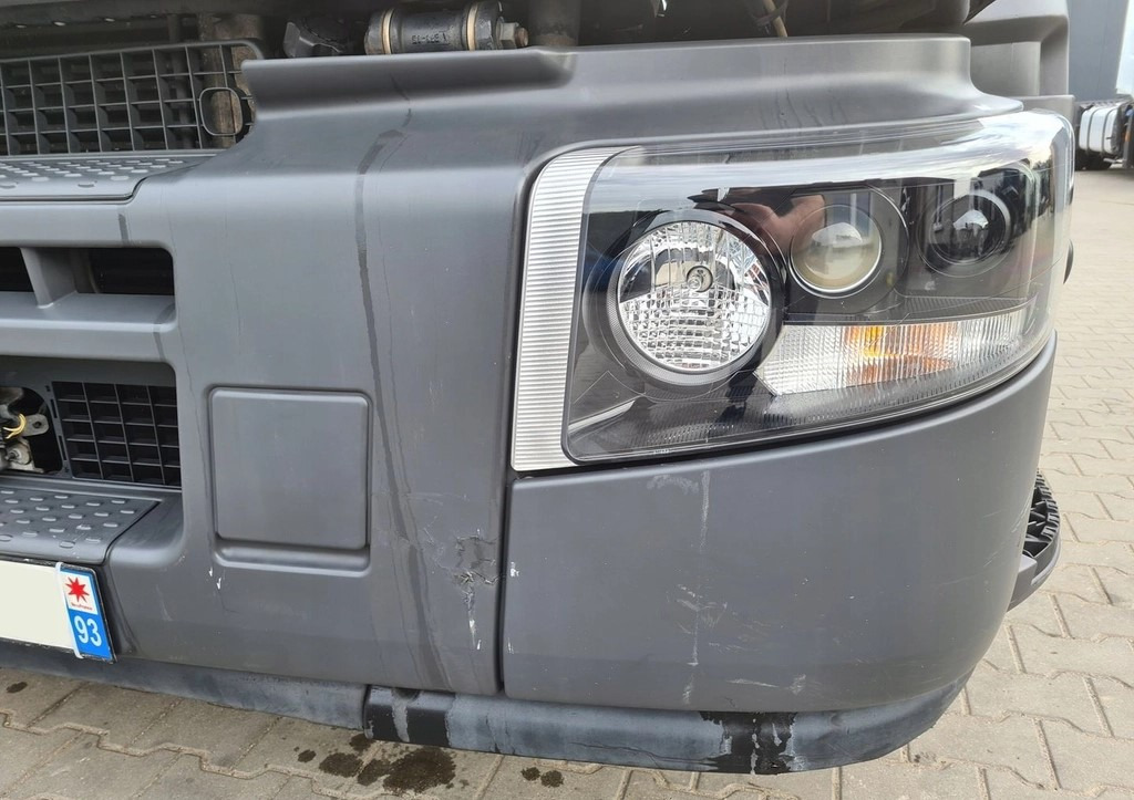 KOMPLETNY Z LAMPAMI PRZÓD RENAULT PREMIUM DXI RENAULT GAMA D - Branik: slika 2 KOMPLETNY Z LAMPAMI PRZÓD RENAULT PREMIUM DXI RENAULT GAMA D - Branik: slika 2