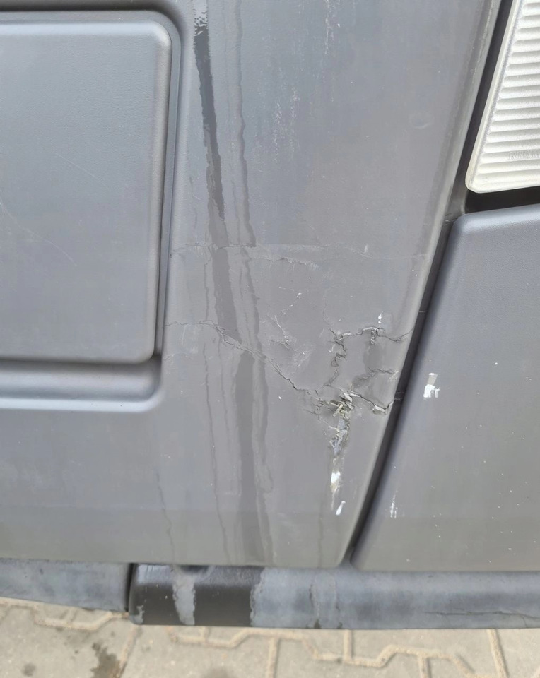 KOMPLETNY Z LAMPAMI PRZÓD RENAULT PREMIUM DXI RENAULT GAMA D - Branik: slika 3 KOMPLETNY Z LAMPAMI PRZÓD RENAULT PREMIUM DXI RENAULT GAMA D - Branik: slika 3