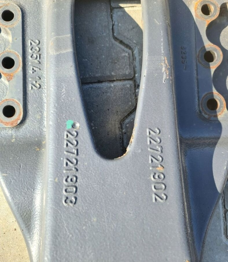 ŁAPA MOCOWANIE PÓŁRESORA UCHO Volvo Renault GAMA RANGE T - Suspenzija za Kamion: slika 1 ŁAPA MOCOWANIE PÓŁRESORA UCHO Volvo Renault GAMA RANGE T - Suspenzija za Kamion: slika 1