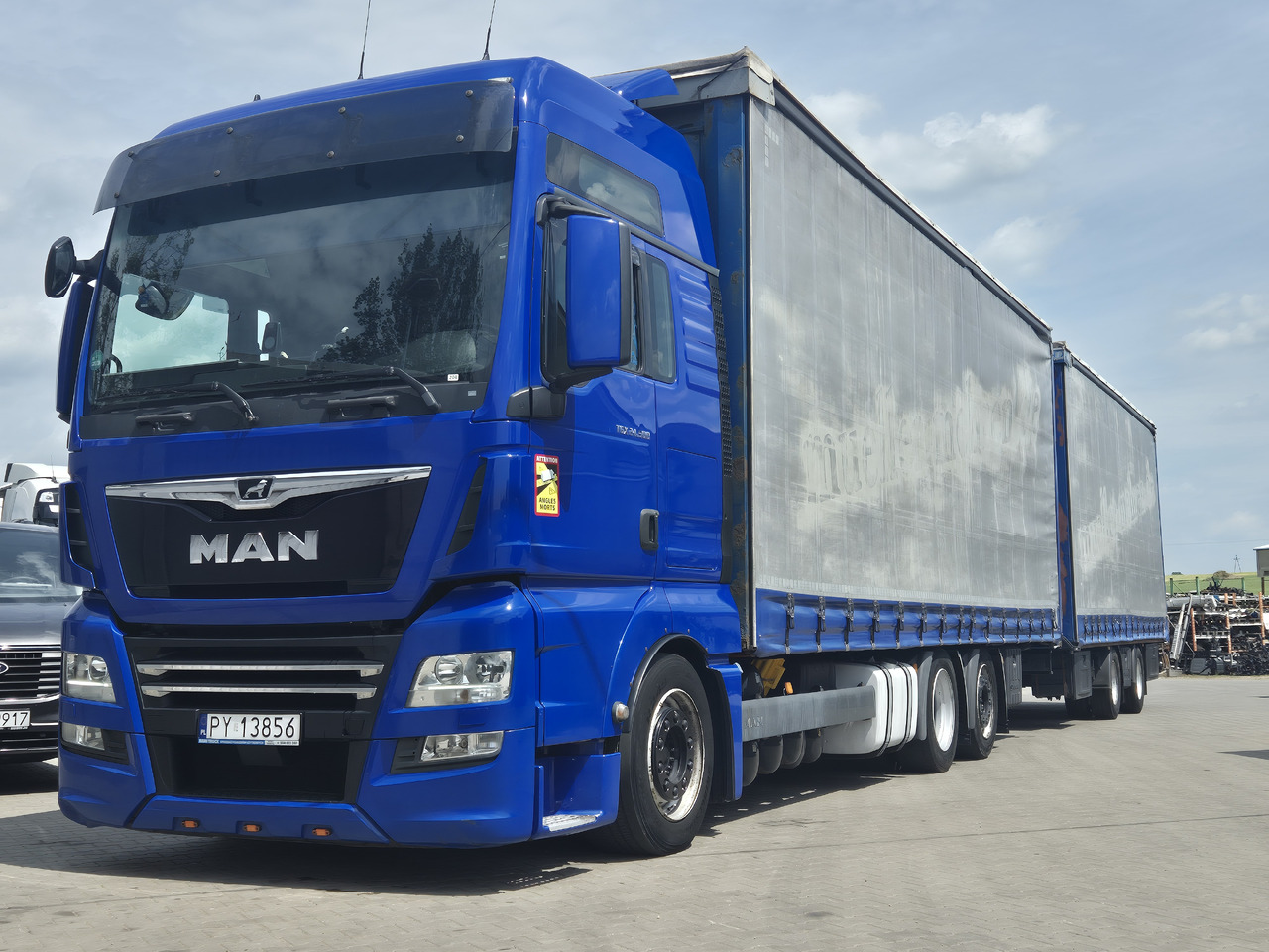 MAN tgx 24,500 - Kamion sa ceradom: slika 1 MAN tgx 24,500 - Kamion sa ceradom: slika 1