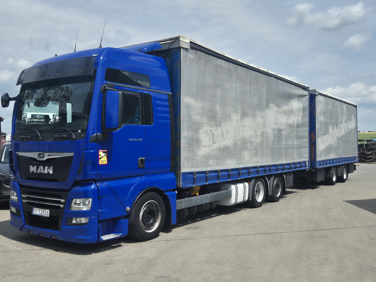 MAN tgx 24,500 - Kamion sa ceradom: slika 2 MAN tgx 24,500 - Kamion sa ceradom: slika 2