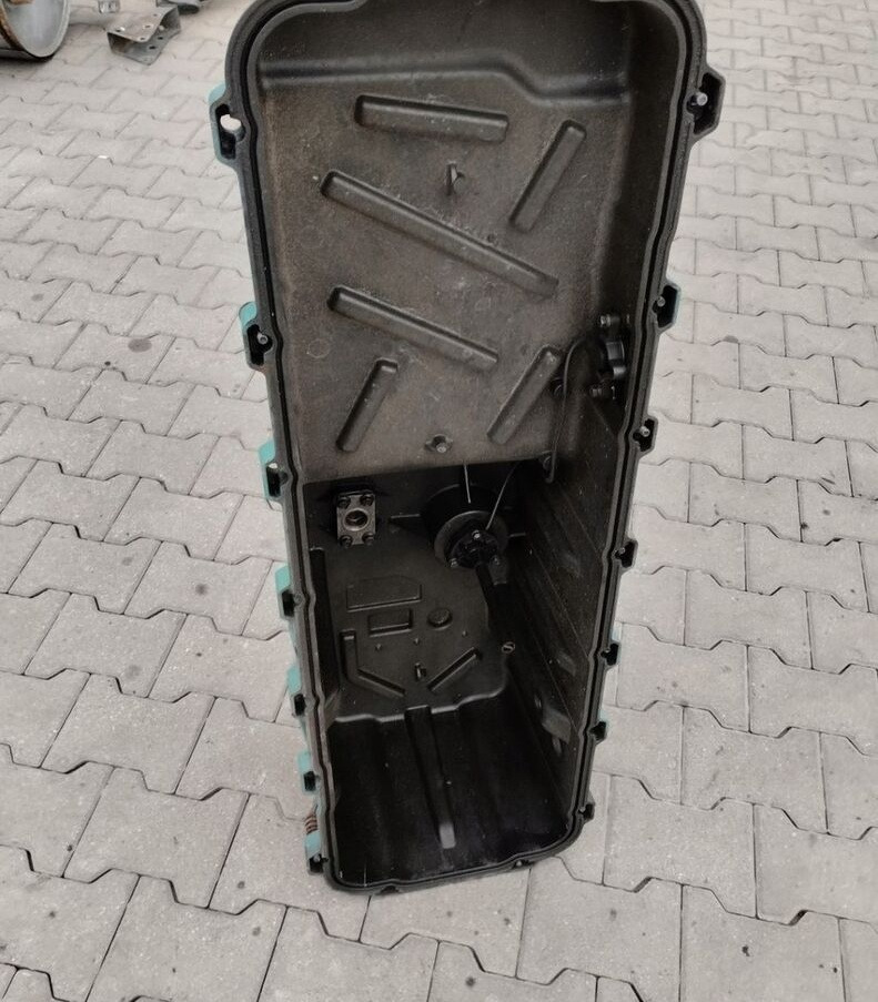 MISA MISKA OLEJOWA SILNIKA VOLVO FM 9 D9B 20490029 - Korito za ulje za Kamion: slika 1 MISA MISKA OLEJOWA SILNIKA VOLVO FM 9 D9B 20490029 - Korito za ulje za Kamion: slika 1