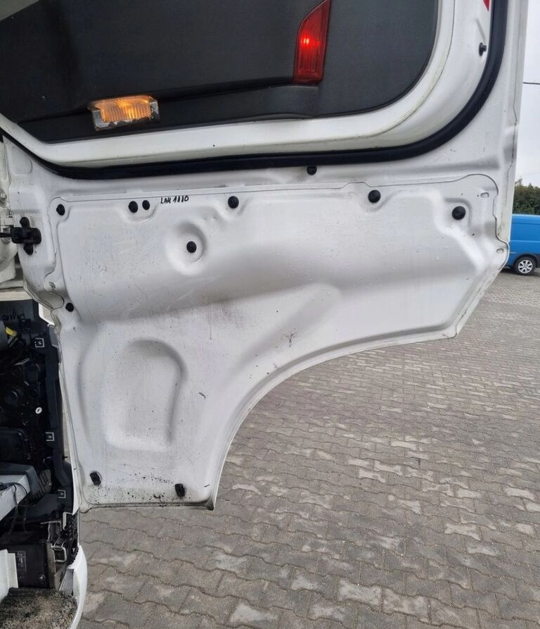 PRZEDŁUŻENIE DRZWI PRAWE OSŁONA VOLVO FH 4 FH 16 EURO 6 1110 Volvo FH 4 FH 16 EURO 6 1110 Volvo VOLVO FH 4 FH 16 EURO 6 1110 - Vrata i delovi za Kamion: slika 2 PRZEDŁUŻENIE DRZWI PRAWE OSŁONA VOLVO FH 4 FH 16 EURO 6 1110 Volvo FH 4 FH 16 EURO 6 1110 Volvo VOLVO FH 4 FH 16 EURO 6 1110 - Vrata i delovi za Kamion: slika 2