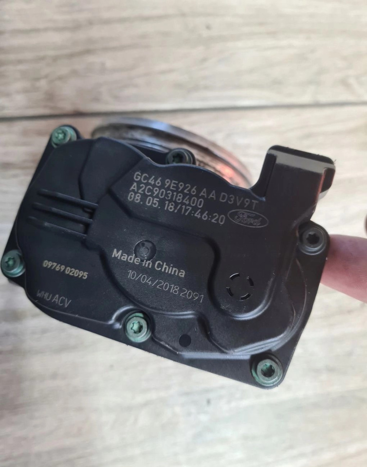 PRZEPUSTNICA ZAWÓR EGR FORD F-MAX CARGO 500 GC46 9E926 AA - Motor i delovi: slika 3 PRZEPUSTNICA ZAWÓR EGR FORD F-MAX CARGO 500 GC46 9E926 AA - Motor i delovi: slika 3