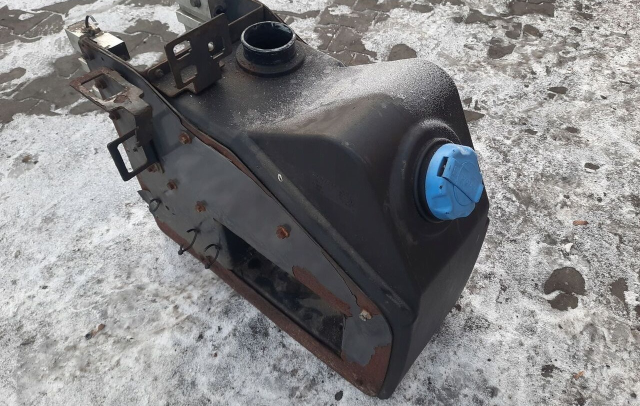 Renault 22077231 Renault Gama D / Volvo FL - Rezervoar za AdBlue tečnost za Kamion: slika 2 Renault 22077231 Renault Gama D / Volvo FL - Rezervoar za AdBlue tečnost za Kamion: slika 2