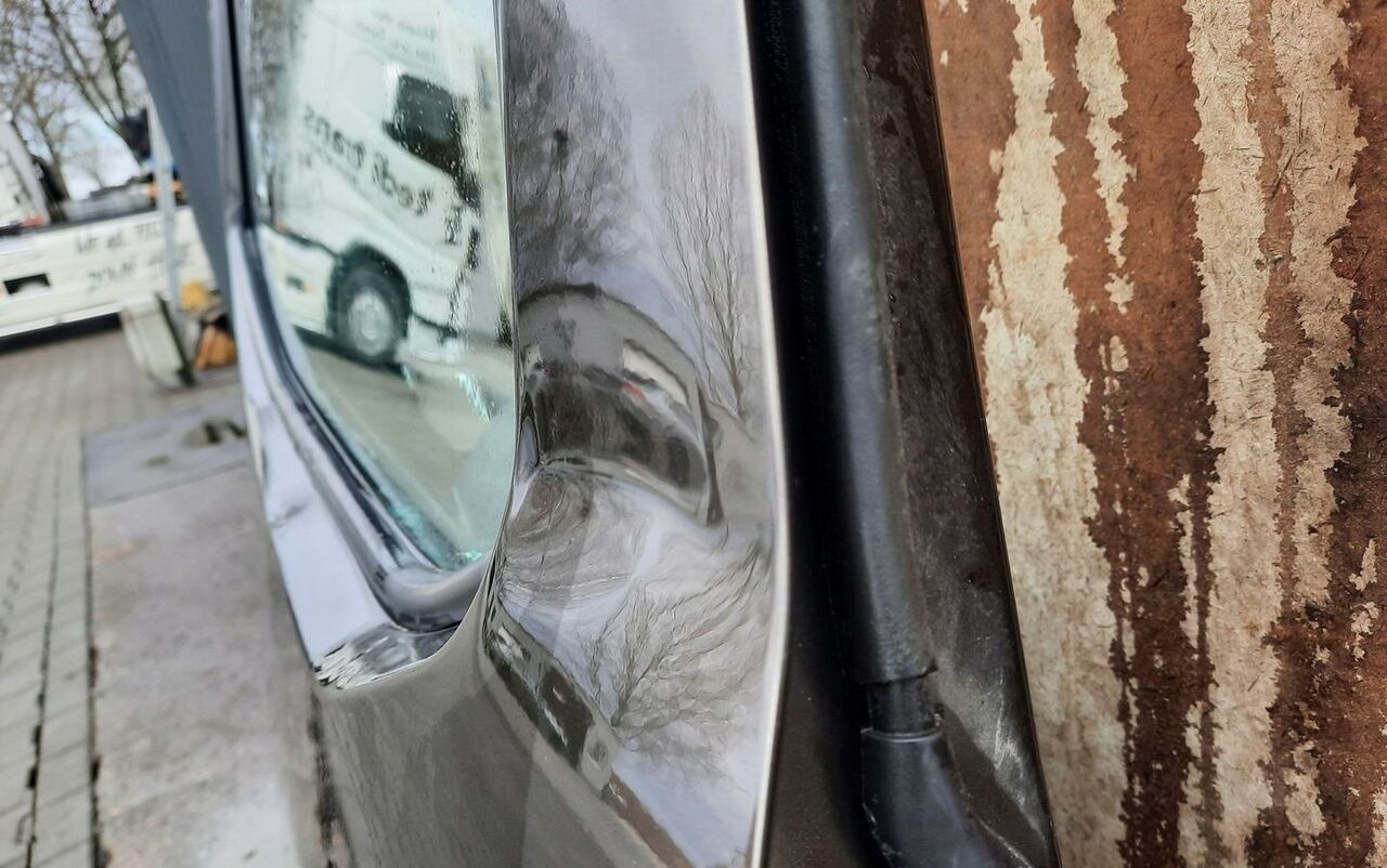 Renault GAMA T K C RANGE - Vrata i delovi za Kamion: slika 3 Renault GAMA T K C RANGE - Vrata i delovi za Kamion: slika 3