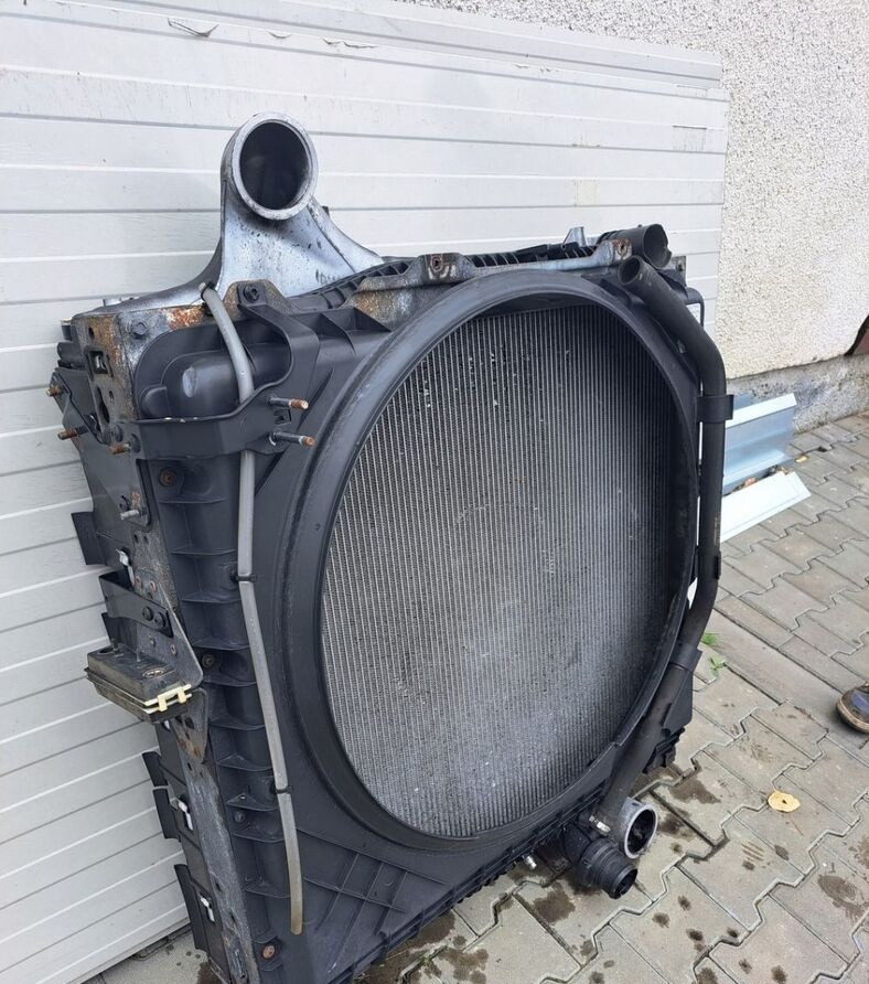 Renault KOMPLET CHŁODNICA RENAULT GAMA T RANGE DTI 11 - Radijator za Kamion: slika 3 Renault KOMPLET CHŁODNICA RENAULT GAMA T RANGE DTI 11 - Radijator za Kamion: slika 3