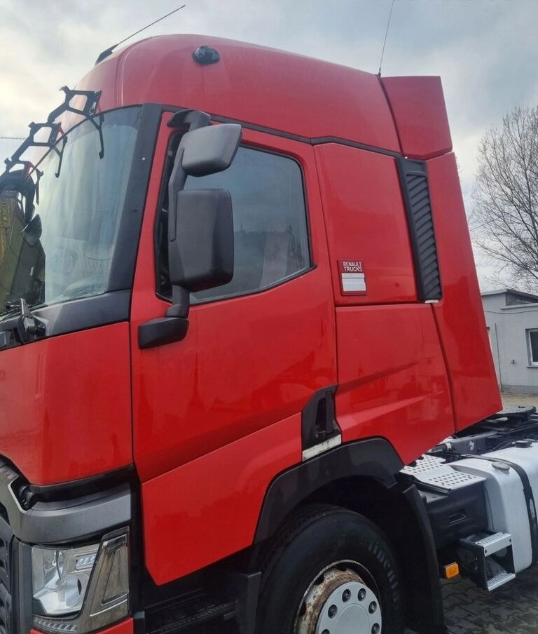 Renault KOMPLETNA GAMA T RANGE EURO 6 Renault RENAULT GAMA T RANGE ŚREDNIA KABINA. - Kabina za Kamion: slika 3 Renault KOMPLETNA GAMA T RANGE EURO 6 Renault RENAULT GAMA T RANGE ŚREDNIA KABINA. - Kabina za Kamion: slika 3
