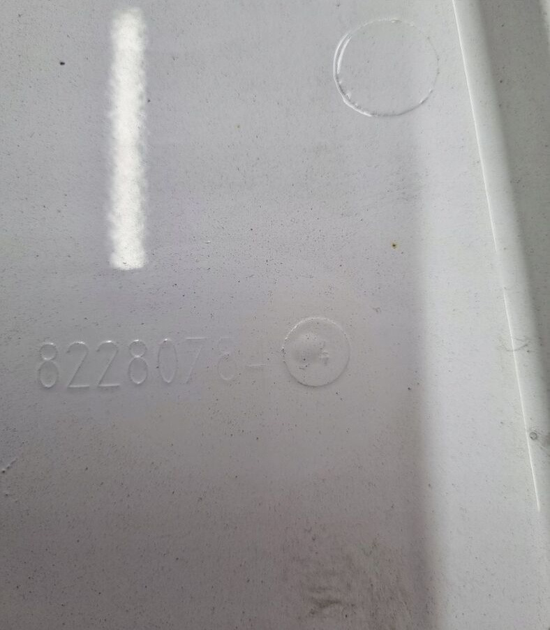 SPOILER OWIEWKA LEWA STELAŻ MOCOWANIE KABINY RENAULT RANGE GAMA - Aerodinamika/ Spojler za Kamion: slika 5 SPOILER OWIEWKA LEWA STELAŻ MOCOWANIE KABINY RENAULT RANGE GAMA - Aerodinamika/ Spojler za Kamion: slika 5