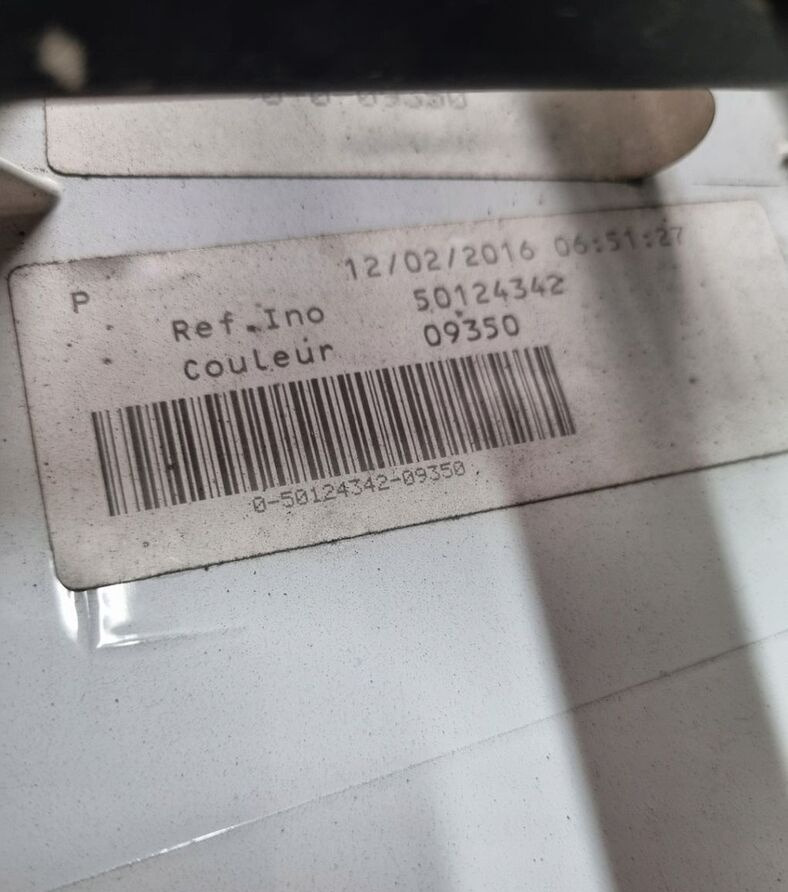 SPOILER OWIEWKA LEWA STELAŻ MOCOWANIE KABINY RENAULT RANGE GAMA - Aerodinamika/ Spojler za Kamion: slika 1 SPOILER OWIEWKA LEWA STELAŻ MOCOWANIE KABINY RENAULT RANGE GAMA - Aerodinamika/ Spojler za Kamion: slika 1