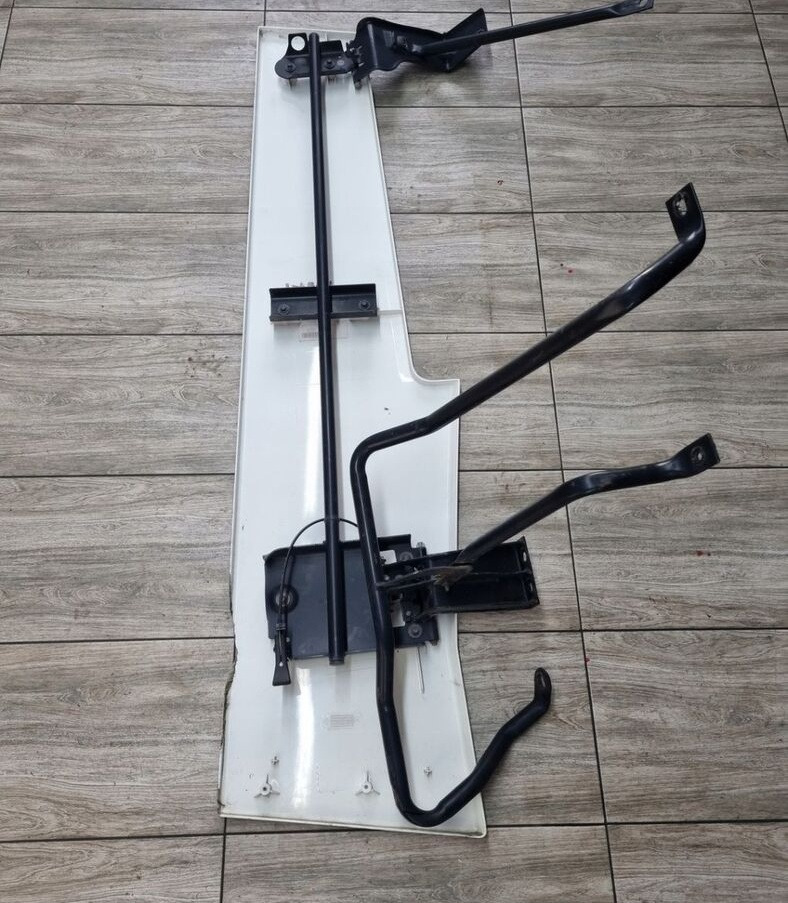 SPOILER OWIEWKA LEWA STELAŻ MOCOWANIE KABINY RENAULT RANGE GAMA - Aerodinamika/ Spojler za Kamion: slika 3 SPOILER OWIEWKA LEWA STELAŻ MOCOWANIE KABINY RENAULT RANGE GAMA - Aerodinamika/ Spojler za Kamion: slika 3