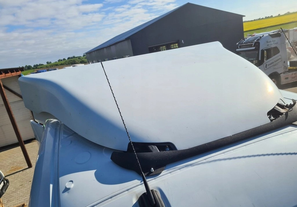 SPOILERY OWIEWKI KABINY ZAKABINOWE STELAŻ KOMPLET RENAULT GAMA T RANGE - Aerodinamika/ Spojler: slika 4 SPOILERY OWIEWKI KABINY ZAKABINOWE STELAŻ KOMPLET RENAULT GAMA T RANGE - Aerodinamika/ Spojler: slika 4
