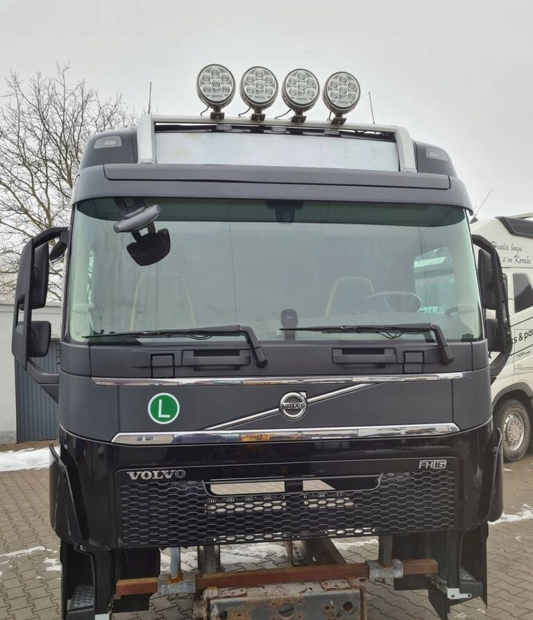VOLVO KABINA KOMPLETNA VOLVO FH 16 750 EURO 6 GLOBETROTTER 2018 ROK - Kabina za Kamion: slika 1 VOLVO KABINA KOMPLETNA VOLVO FH 16 750 EURO 6 GLOBETROTTER 2018 ROK - Kabina za Kamion: slika 1