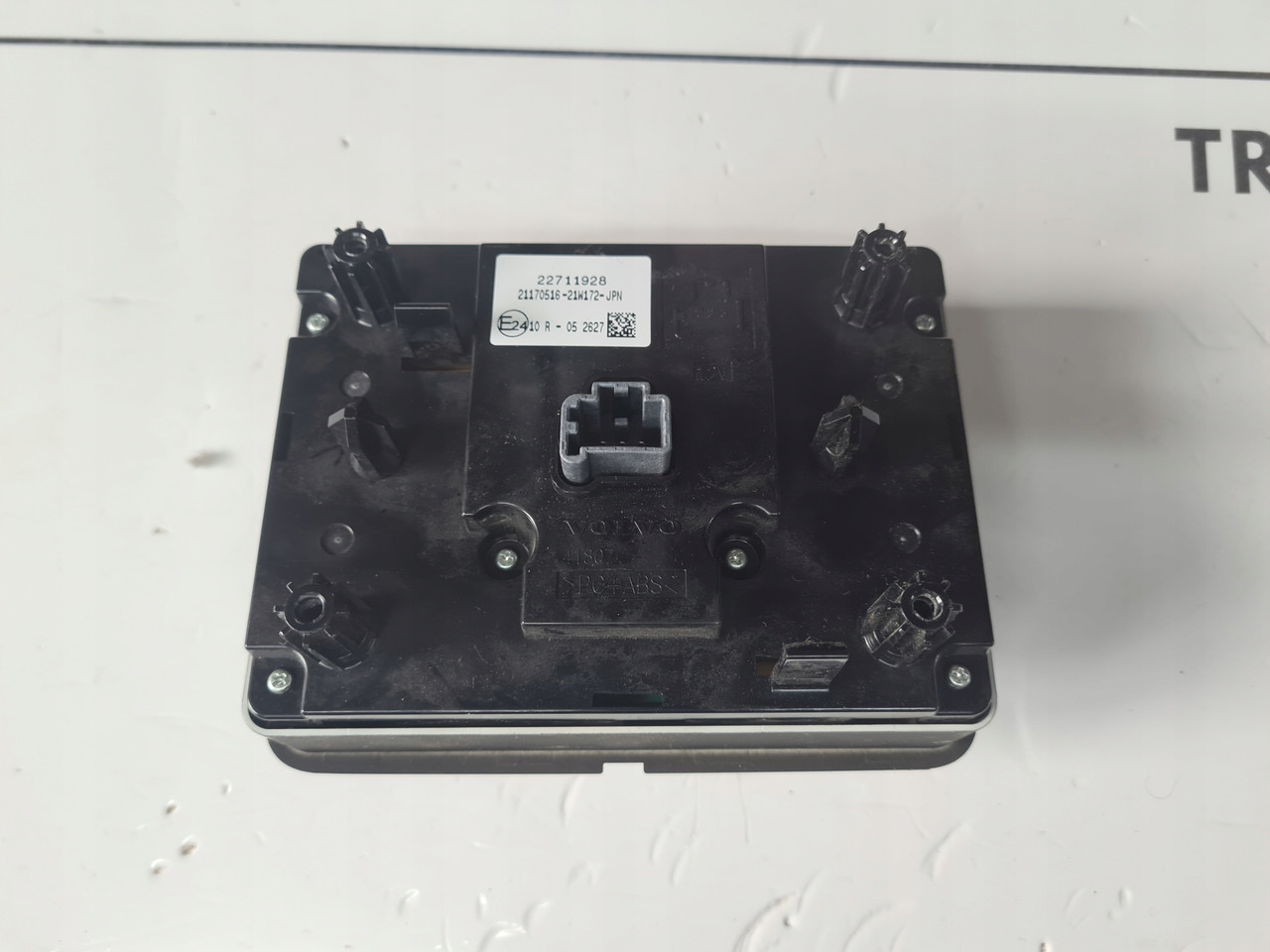 VOLVO PANEL NAWIEWU OGRZEWANIA KLIMATYZACJI VOLVO FH 5 ORYGINAŁ 22711928 - Grejanje/ Ventilacija za Kamion: slika 3 VOLVO PANEL NAWIEWU OGRZEWANIA KLIMATYZACJI VOLVO FH 5 ORYGINAŁ 22711928 - Grejanje/ Ventilacija za Kamion: slika 3