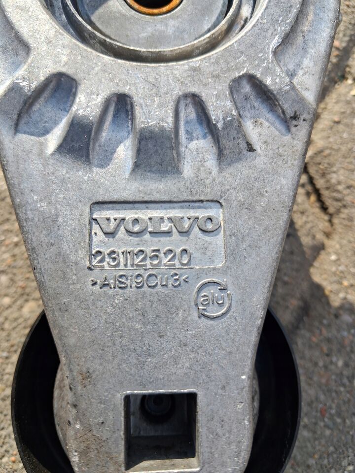 VOLVO ROLKA NAPINACZ PASKA ALTERNATORA RENAULT RANGE GAMA T VOLVO FH 4 5 - Motor i delovi za Kamion: slika 3 VOLVO ROLKA NAPINACZ PASKA ALTERNATORA RENAULT RANGE GAMA T VOLVO FH 4 5 - Motor i delovi za Kamion: slika 3