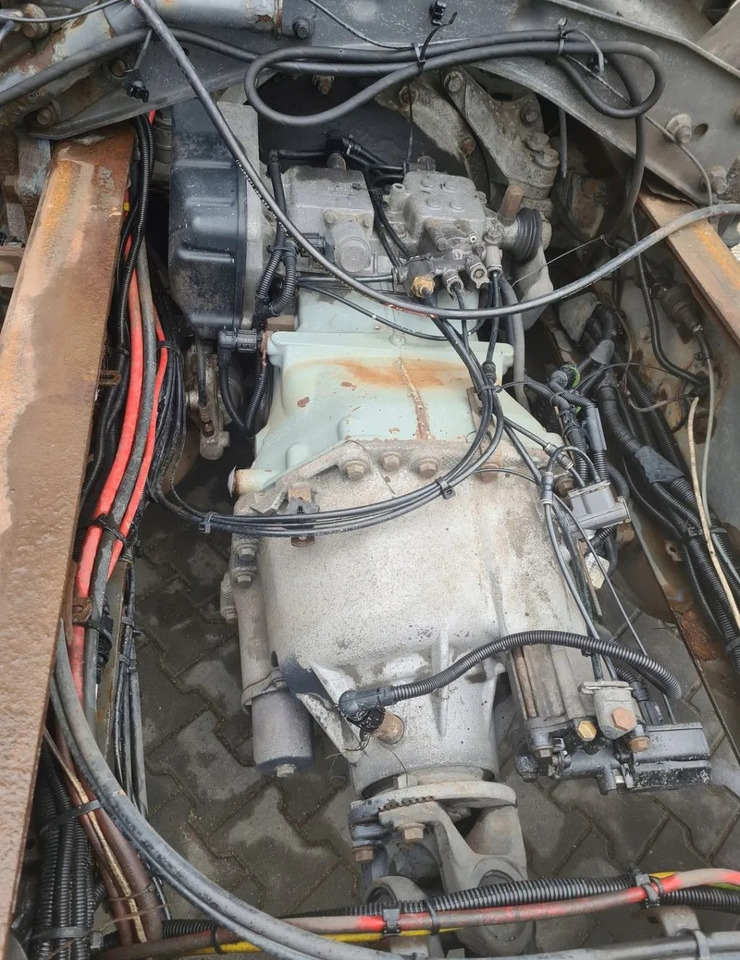 VT VOLVO MANUAL VT2214B VT2414B VT2514B - Menjač: slika 1 VT VOLVO MANUAL VT2214B VT2414B VT2514B - Menjač: slika 1