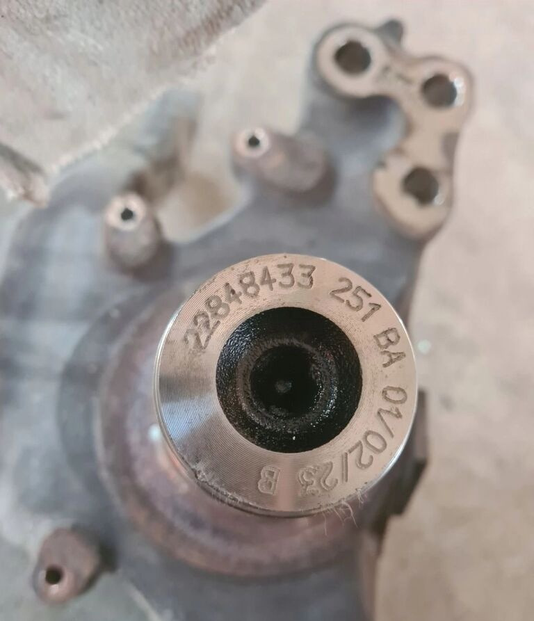 Volvo FH 4 FM 4 FH 5 FM 5 RENAULT GAMA T FI 58 22848432 22848433 Volvo VOLVO FH 4 FM 4 FH 5 FM 5 RENAULT GAMA T FI 58 22848433 - Rukavc točka za Kamion: slika 3 Volvo FH 4 FM 4 FH 5 FM 5 RENAULT GAMA T FI 58 22848432 22848433 Volvo VOLVO FH 4 FM 4 FH 5 FM 5 RENAULT GAMA T FI 58 22848433 - Rukavc točka za Kamion: slika 3