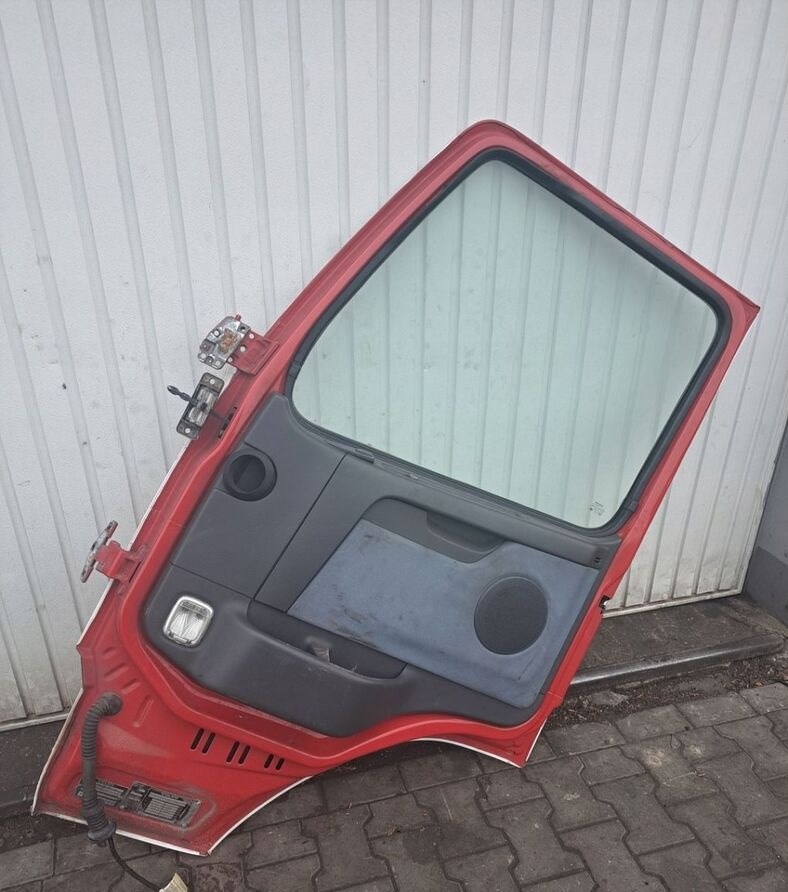 Volvo FM - Vrata i delovi za Kamion: slika 4 Volvo FM - Vrata i delovi za Kamion: slika 4