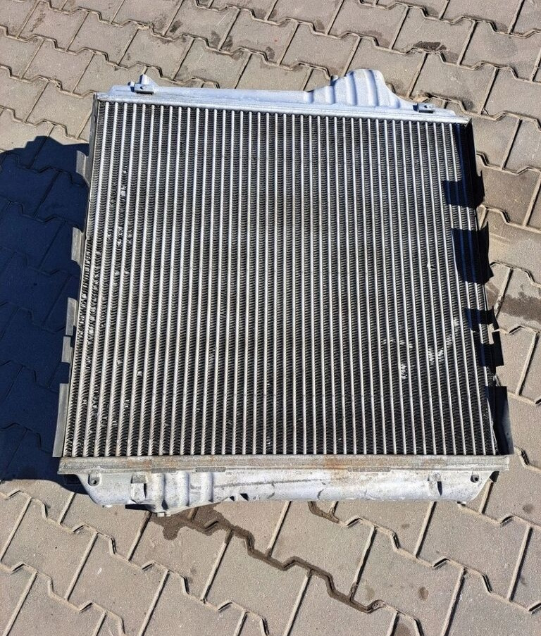Volvo POWIETRZA FH 4 FH 5 RENAULT GAMA T RANGE DTI 13 Volvo VOLVO FH 4 FH 5 RENAULT GAMA T RANGE DTI 13 - Hladnjak za Kamion: slika 3 Volvo POWIETRZA FH 4 FH 5 RENAULT GAMA T RANGE DTI 13 Volvo VOLVO FH 4 FH 5 RENAULT GAMA T RANGE DTI 13 - Hladnjak za Kamion: slika 3