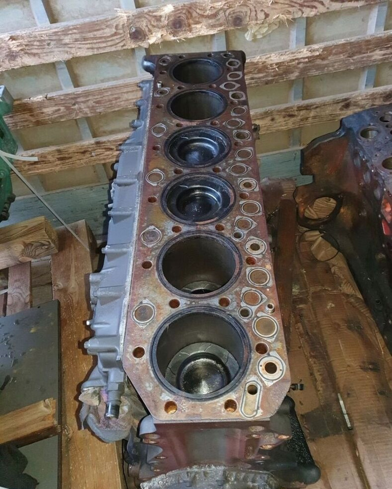 Volvo Renault 460 430 - Cilindar blok za Kamion: slika 2 Volvo Renault 460 430 - Cilindar blok za Kamion: slika 2