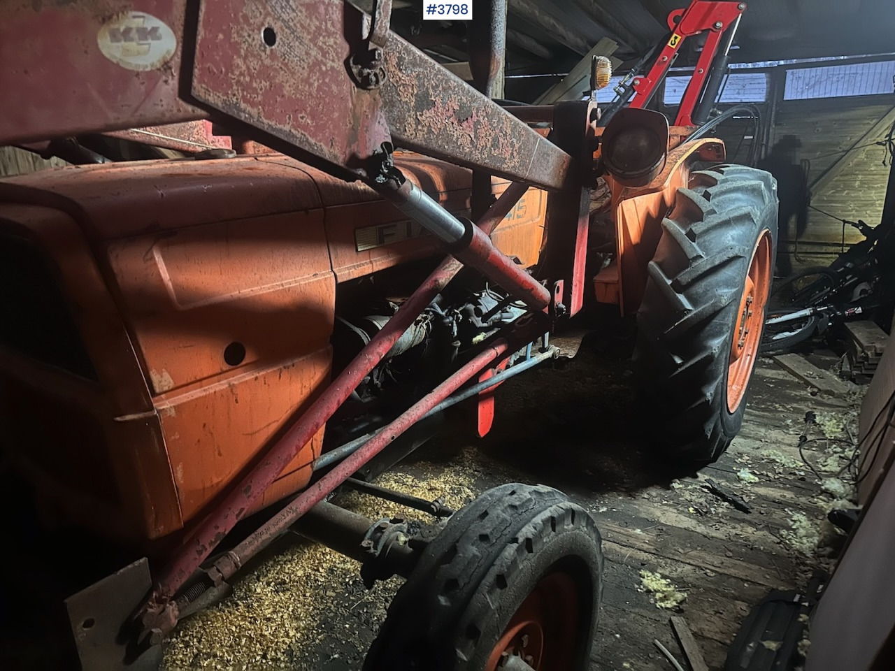 1900 Fiat 415 tractor w/ front loader and Wee edge mower - Traktor: slika 3 1900 Fiat 415 tractor w/ front loader and Wee edge mower - Traktor: slika 3