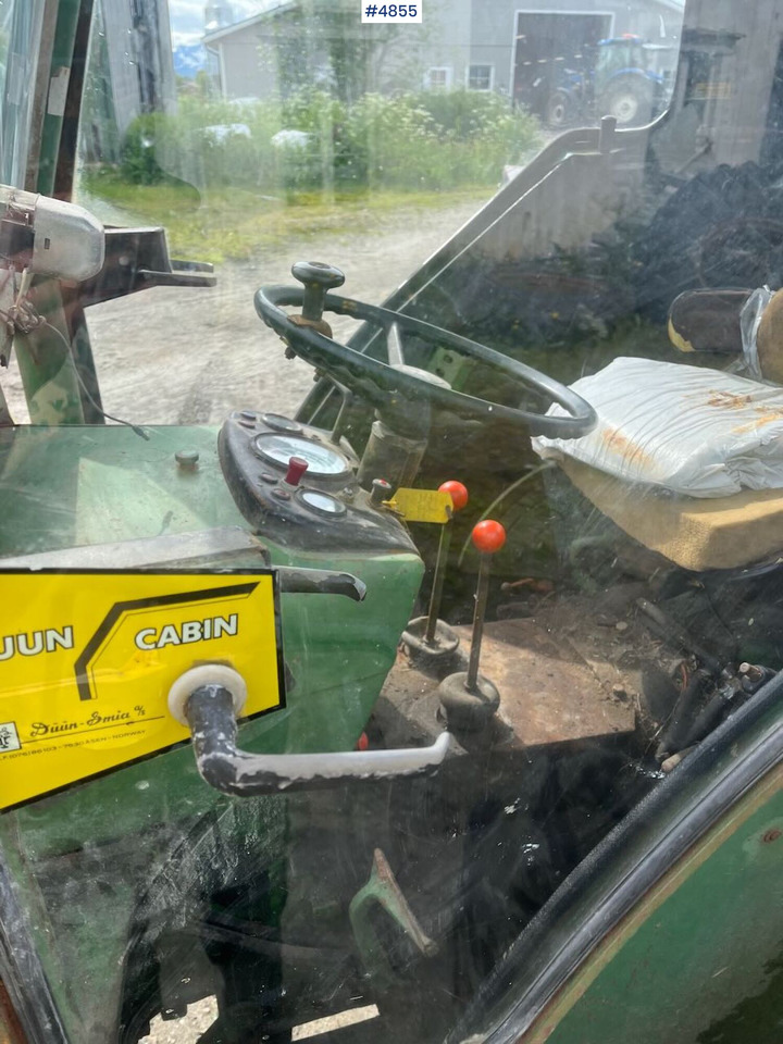 1980 John Deere 1030 tractor w/ twin deck and duun cabin. See hours. - Traktor: slika 3 1980 John Deere 1030 tractor w/ twin deck and duun cabin. See hours. - Traktor: slika 3