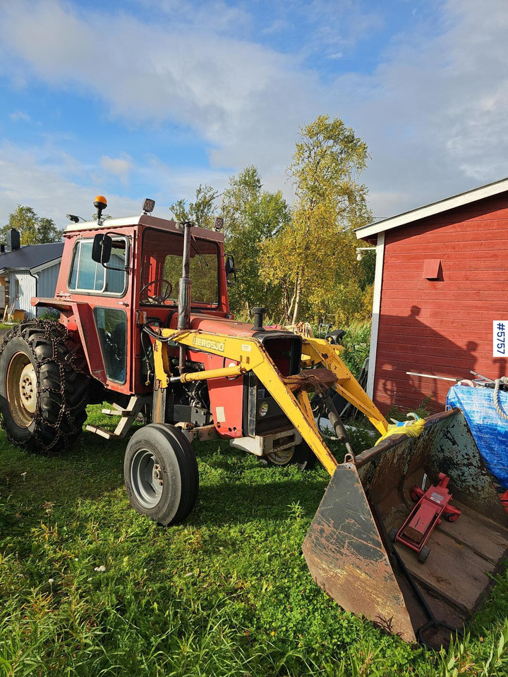 1982 Massey Ferguson 575 W/Front Loader. - Traktor: slika 1 1982 Massey Ferguson 575 W/Front Loader. - Traktor: slika 1