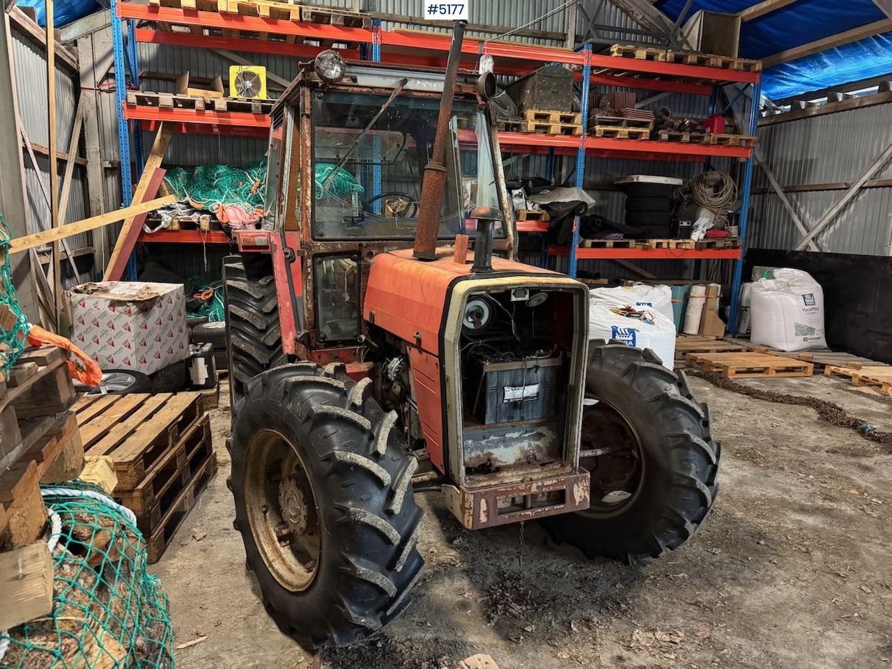 1984 Massey Ferguson 675 - Traktor: slika 2 1984 Massey Ferguson 675 - Traktor: slika 2