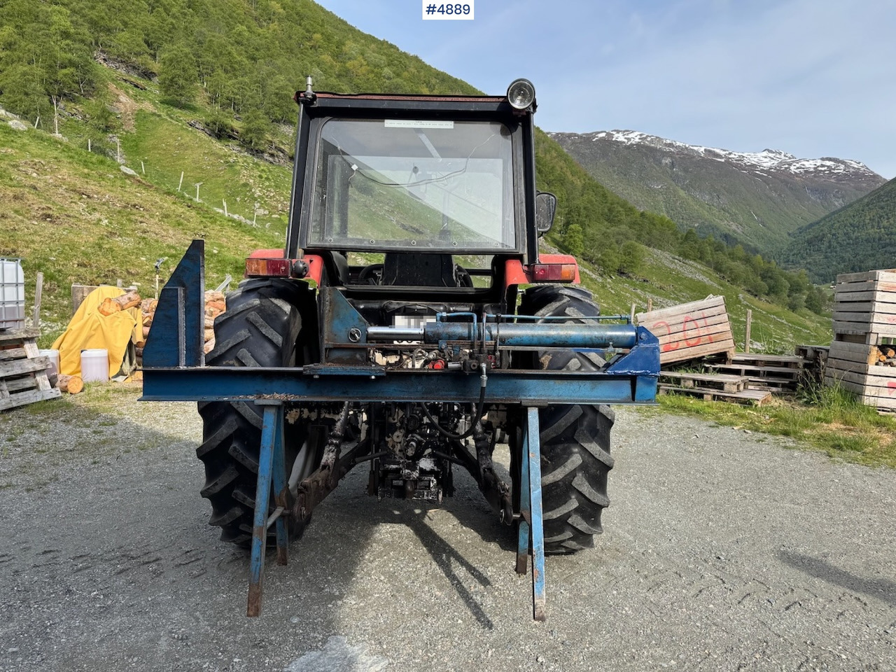 1986 Case International 585 - Traktor: slika 4 1986 Case International 585 - Traktor: slika 4