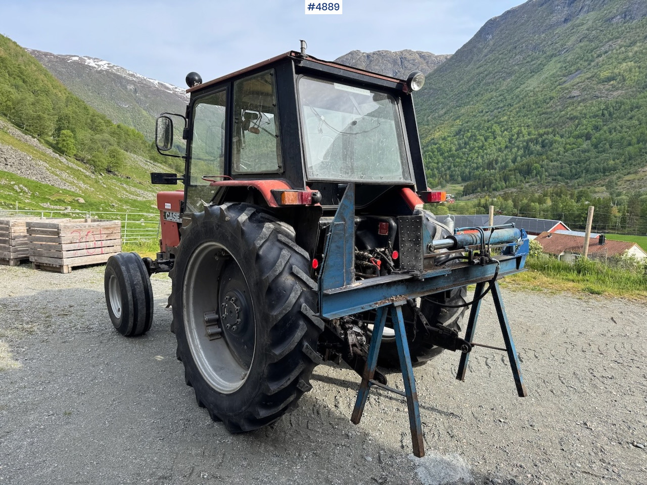 1986 Case International 585 - Traktor: slika 3 1986 Case International 585 - Traktor: slika 3