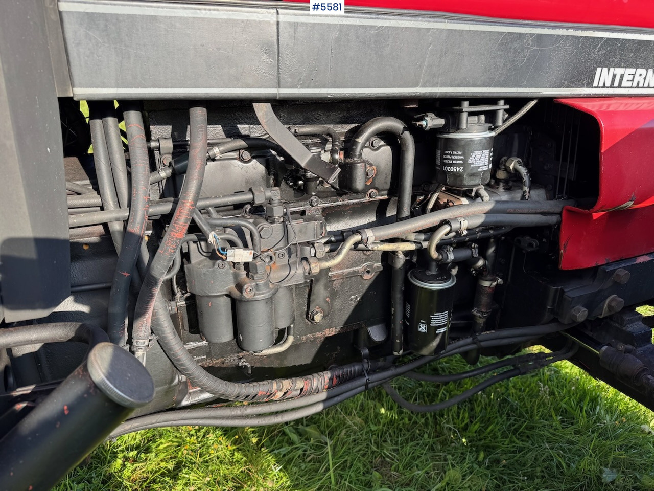 1992 Case IH 845 XL w/ front hydraulics - Traktor: slika 3 1992 Case IH 845 XL w/ front hydraulics - Traktor: slika 3