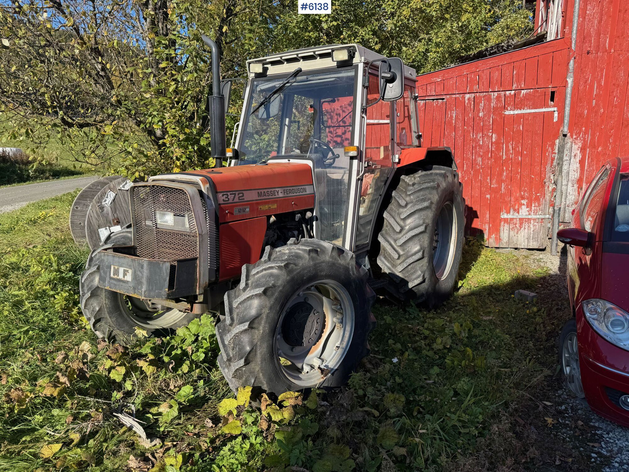 1992 Massey Ferguson 372 - Traktor: slika 1 1992 Massey Ferguson 372 - Traktor: slika 1