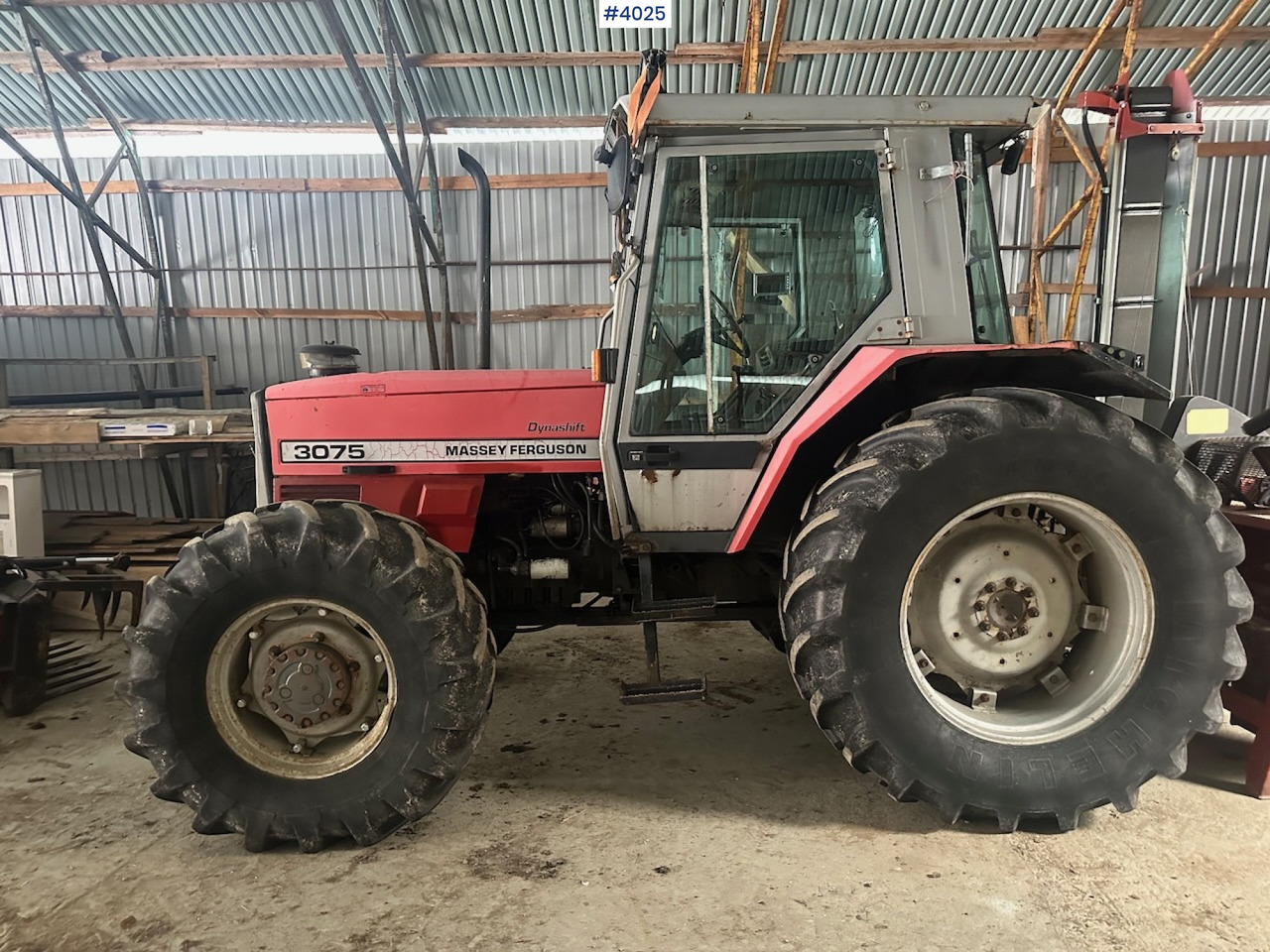 1994 Massey Ferguson 3075 4x4 tractor. WATCH VIDEO. - Traktor: slika 3 1994 Massey Ferguson 3075 4x4 tractor. WATCH VIDEO. - Traktor: slika 3